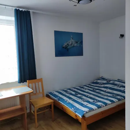 Sloneczny Dom 招待所 3*